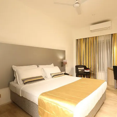 Hotel Metro International